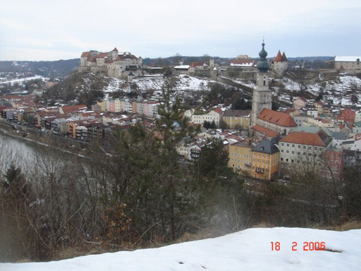 DSC00200 Burghausen, (D) von dem Aussichtspunkt Duttendorf (A)